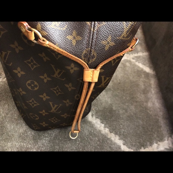 Authentic Louis Vuitton Neverfull MM Monogram Bag - Picture 16 of 16